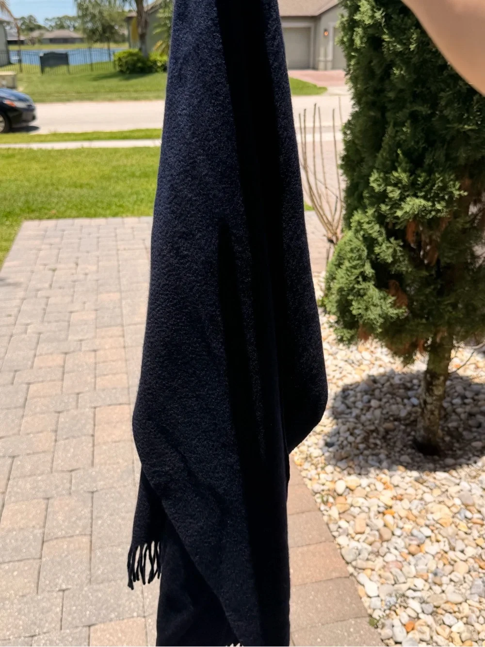 Loro Piana 100% Cashmere Scarf Navy Blue Made in Italy NWT (New With Tags)